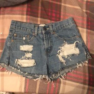 Levi’s women distressed shorts